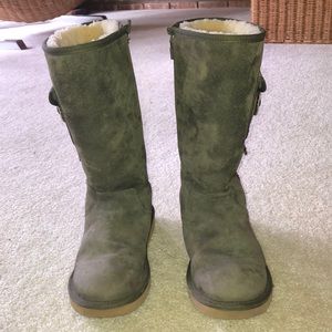 UGG Shoes - Ugh Boots UGG Shoes - Ugh Boots